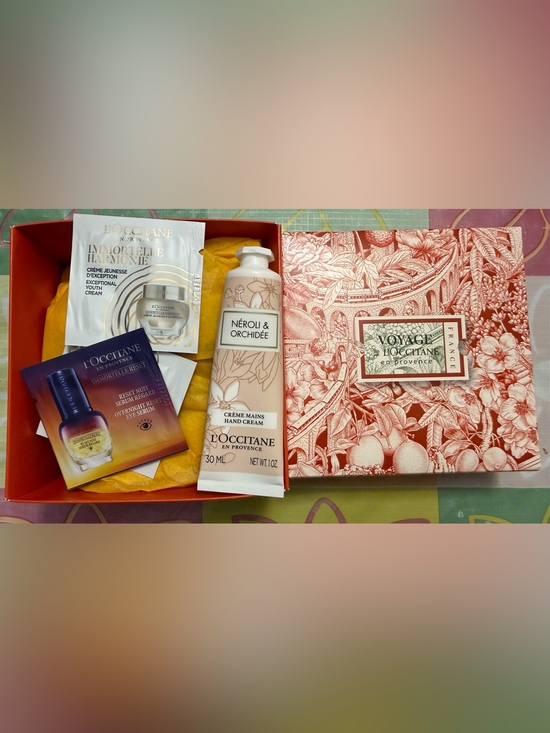 L'OCCITANE Other - L'OCCITANE -Neroli & Orchidee Hand Cream 30ML with gift box & 3 samples